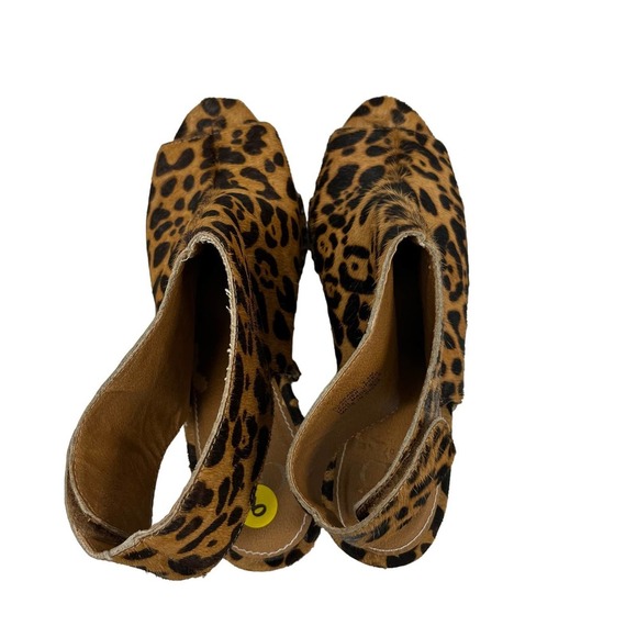 Kelsi Dagger Tan Black Clarabel Animal Print Self Fastener Wedges 9.5 - Picture 3 of 7